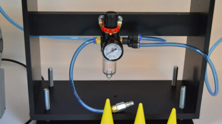 Stalak za pištolj za tijesto