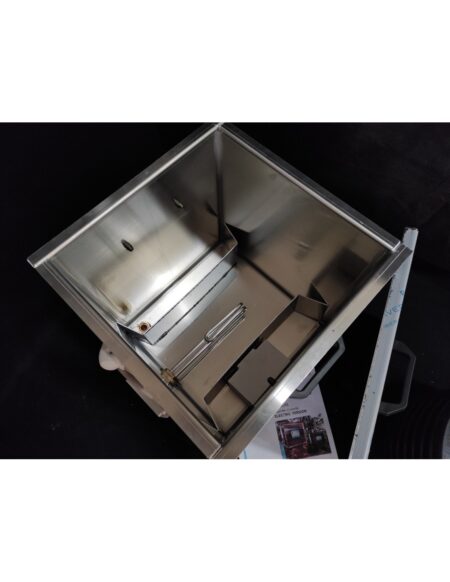 Mali električni parni aparat 2500 W - za 5 kg boili