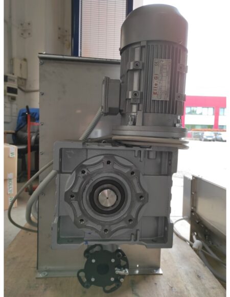 estrusore-pneumatico30 Large Mixer & Coclea Extruder