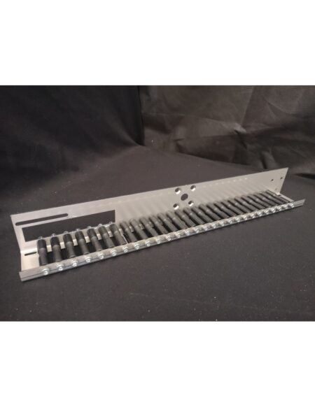 Valjkasti transporter za automatsko rezanje